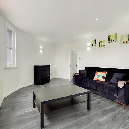 Lovely 4 Bed Apartment Perfect For Families! London Luaran gambar