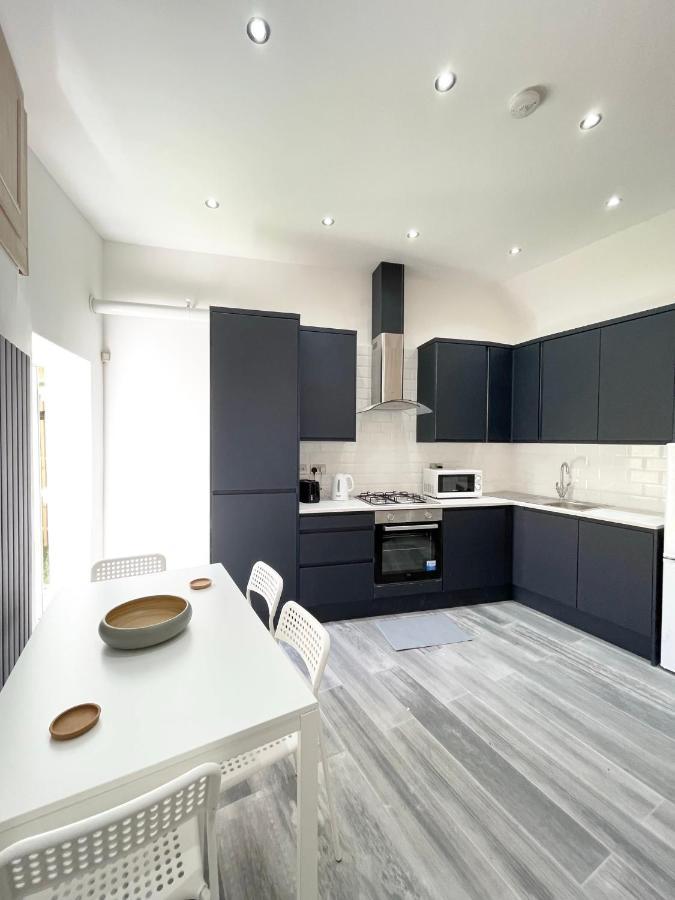 Lovely 4 Bed Apartment Perfect For Families! London Luaran gambar